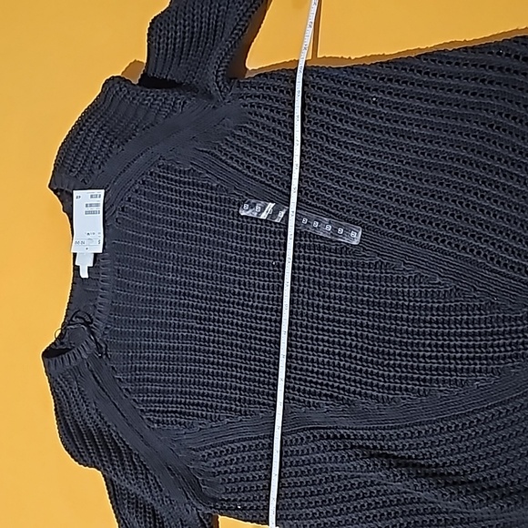 H&M sweater - Picture 5 of 8